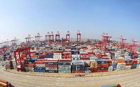山東全力爭(zhēng)取青島港自貿(mào)港政策 沿海內(nèi)陸十余地競(jìng)逐，上海貿(mào)易地位受關(guān)注